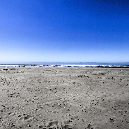 The Little Orcas- Short Walk To The Beach! Моклипс Экстерьер фото